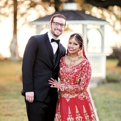 Homa Bash with her husband on her wedding bash!